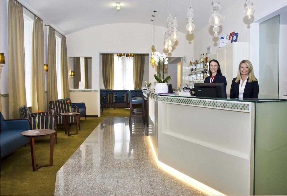 Hilight Suites Hotel Wien Exteriör bild